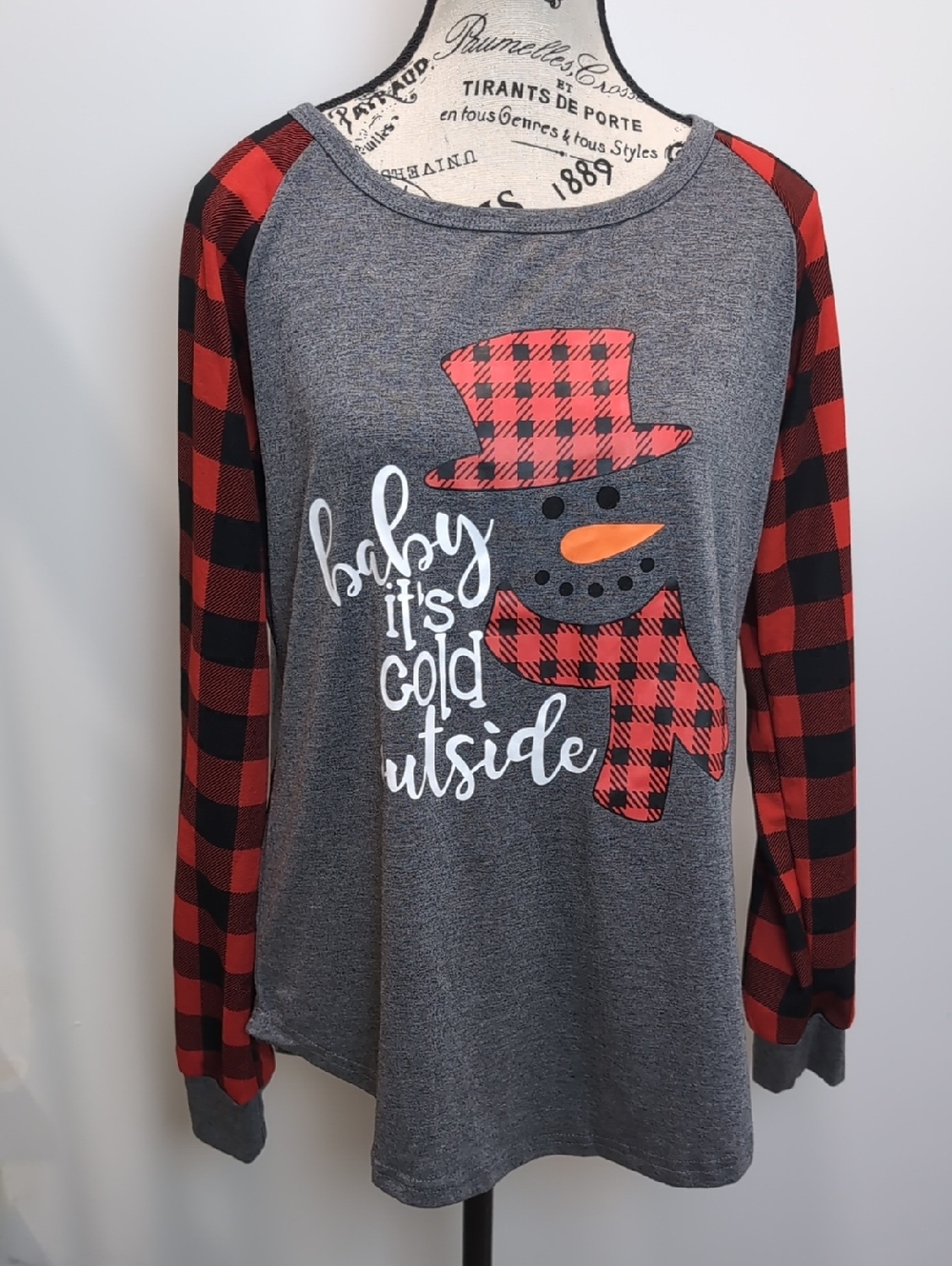 AMAZON BRAND | Women's Grey w/ Plaid "Baby It's Cold Outside" Lon Sleeve Top